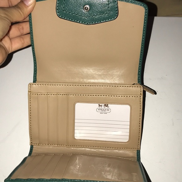 Turquoise Coach multi-compartment wallet! - Picture 2 of 7